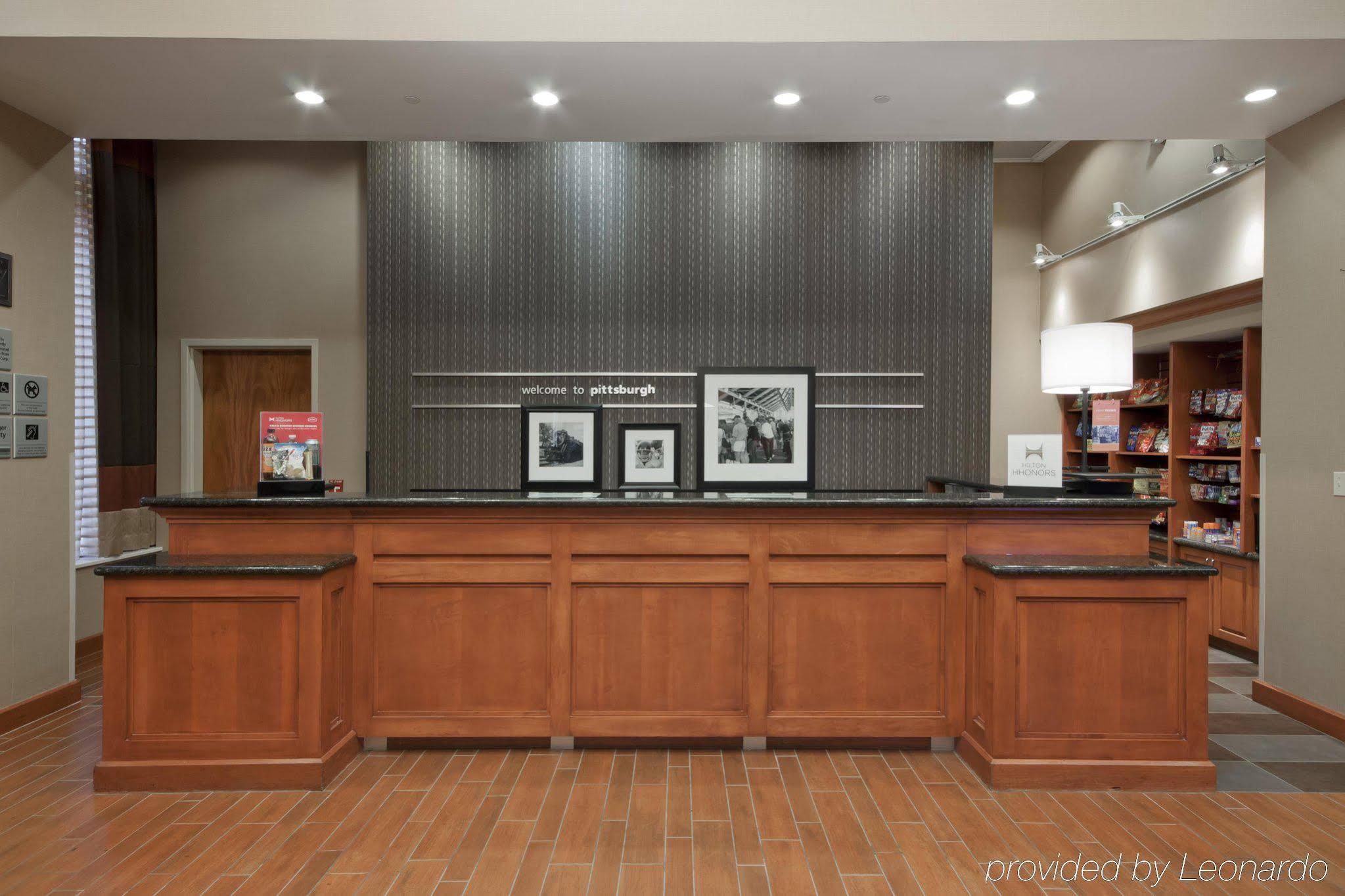 Hampton Inn & Suites Pittsburgh Downtown Eksteriør billede