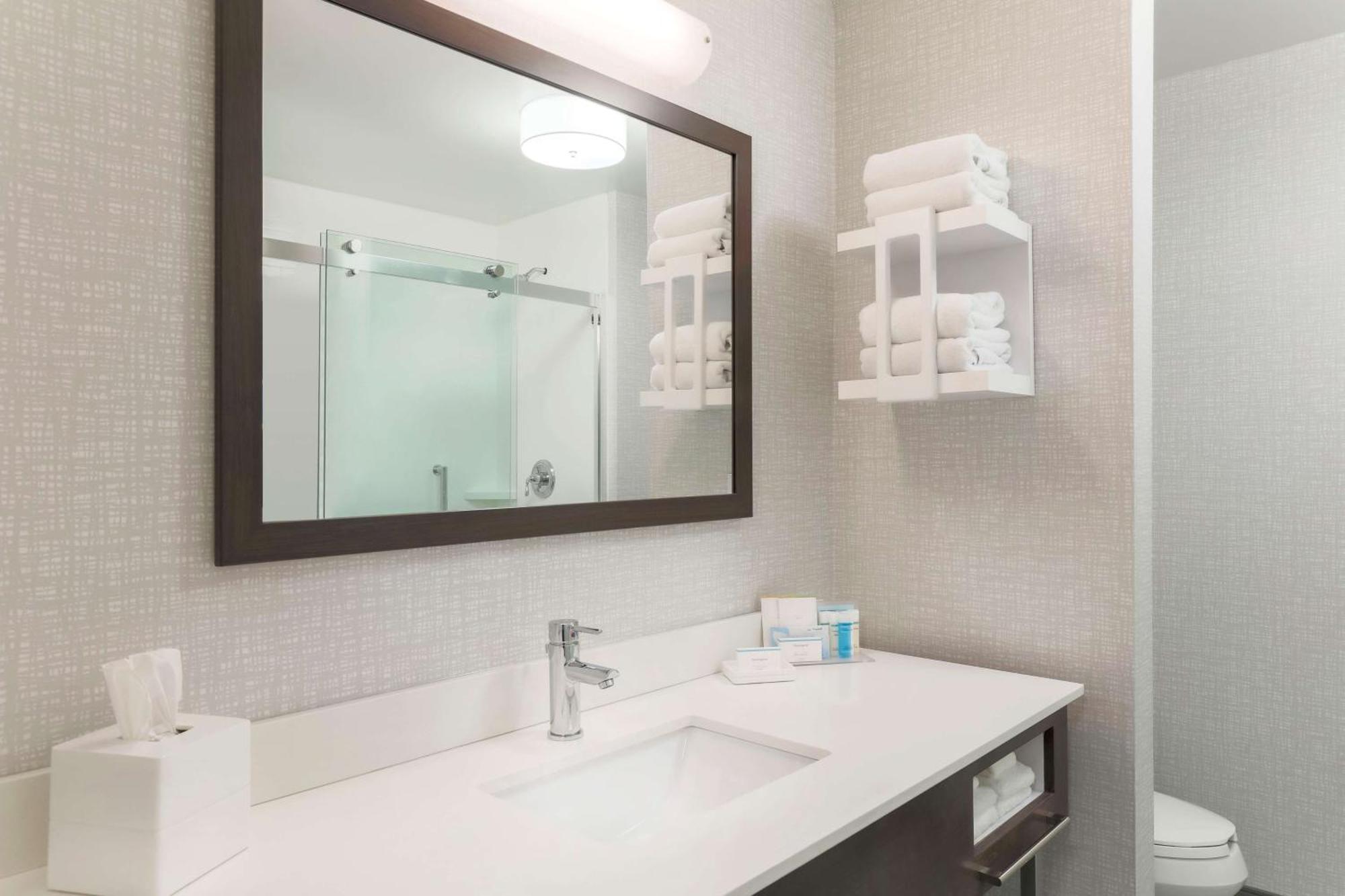 Hampton Inn & Suites Pittsburgh Downtown Eksteriør billede