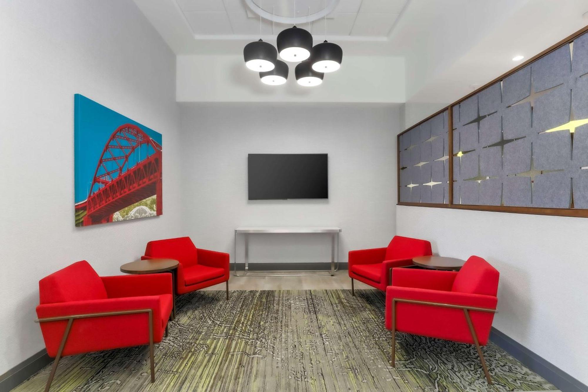 Hampton Inn & Suites Pittsburgh Downtown Eksteriør billede