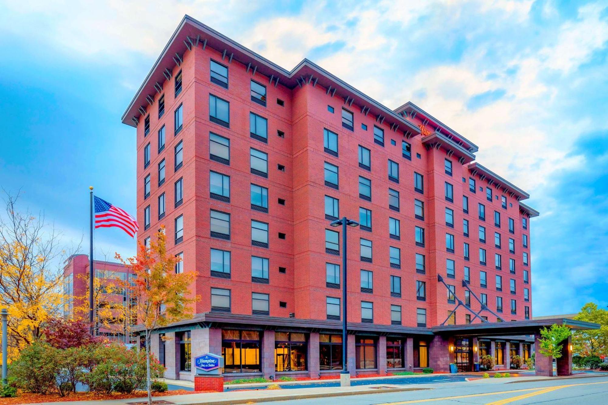 Hampton Inn & Suites Pittsburgh Downtown Eksteriør billede